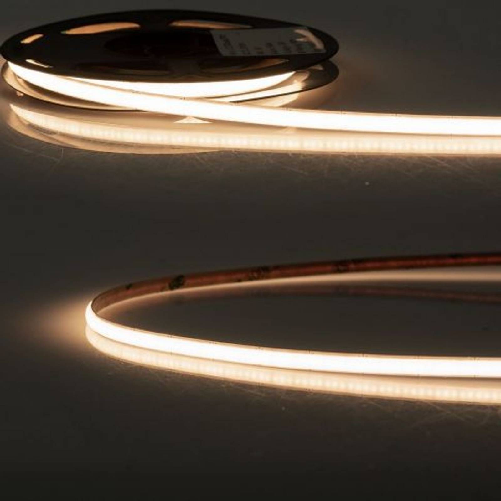 ISOLED LED Stripe COB MICRO Linear 7W/m, 3000K warmwei� opal, 5m