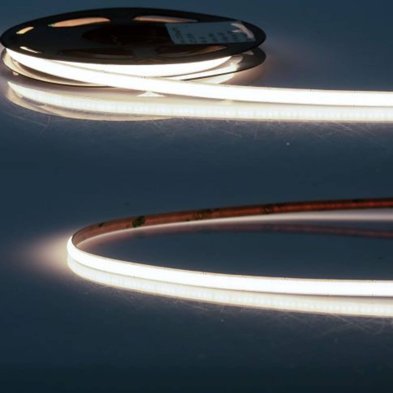 ISOLED LED Stripe COB MICRO Linear 7W/m, 4000K neutralwei� opal, 5m