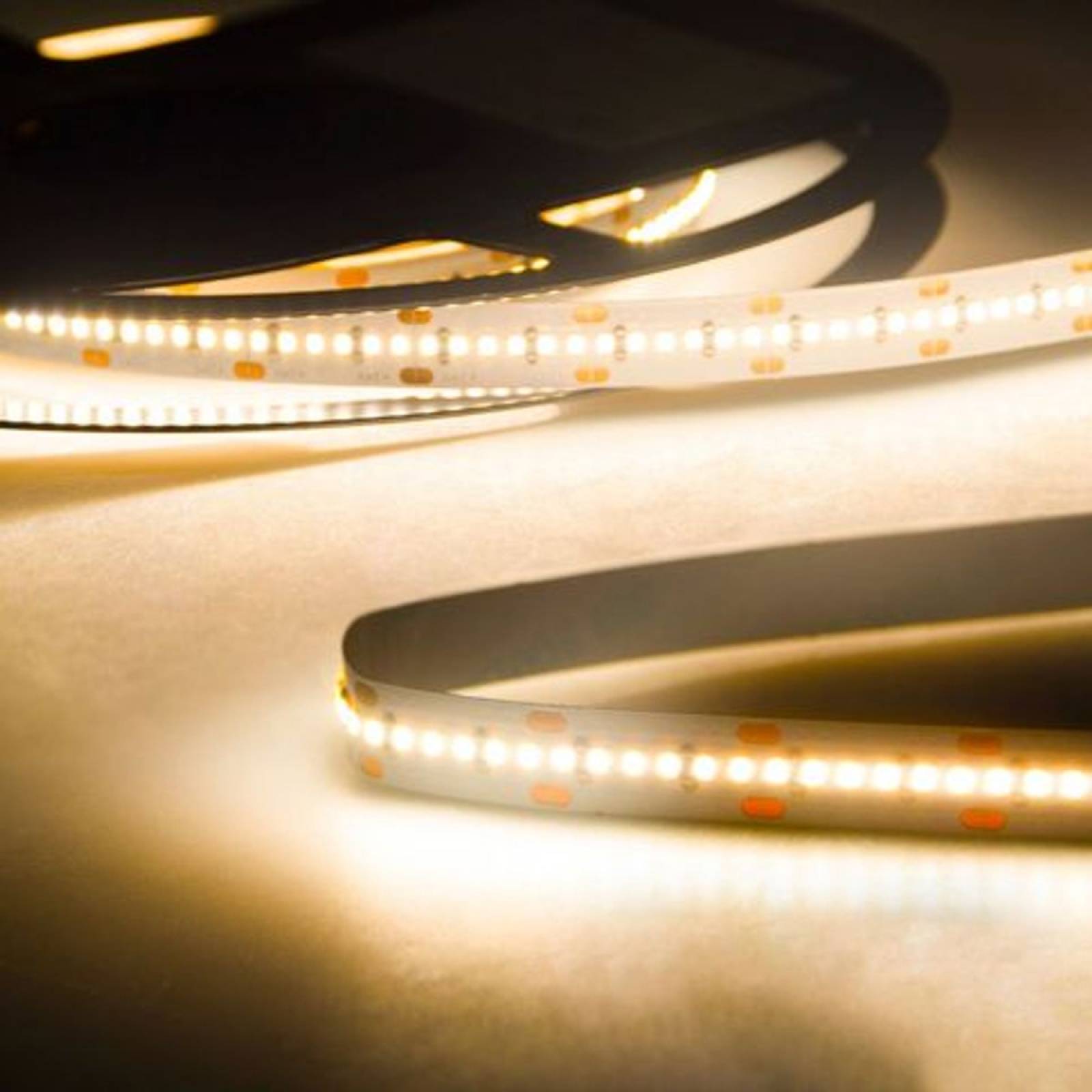 ISOLED LED Stripe Linear10 CRI90+, 24V DC, 15W/m, 2700K warmwei�, 20m