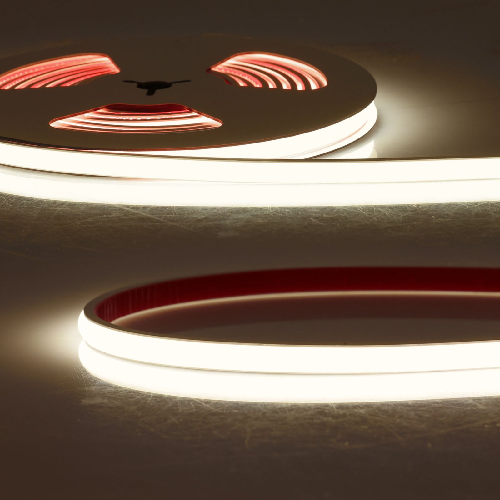MiniAmp steckerfertiger LED Stripe Tube FC927 24V , 10W, IP66, 2700K warmwei�, 2,5m, 240LED/m
