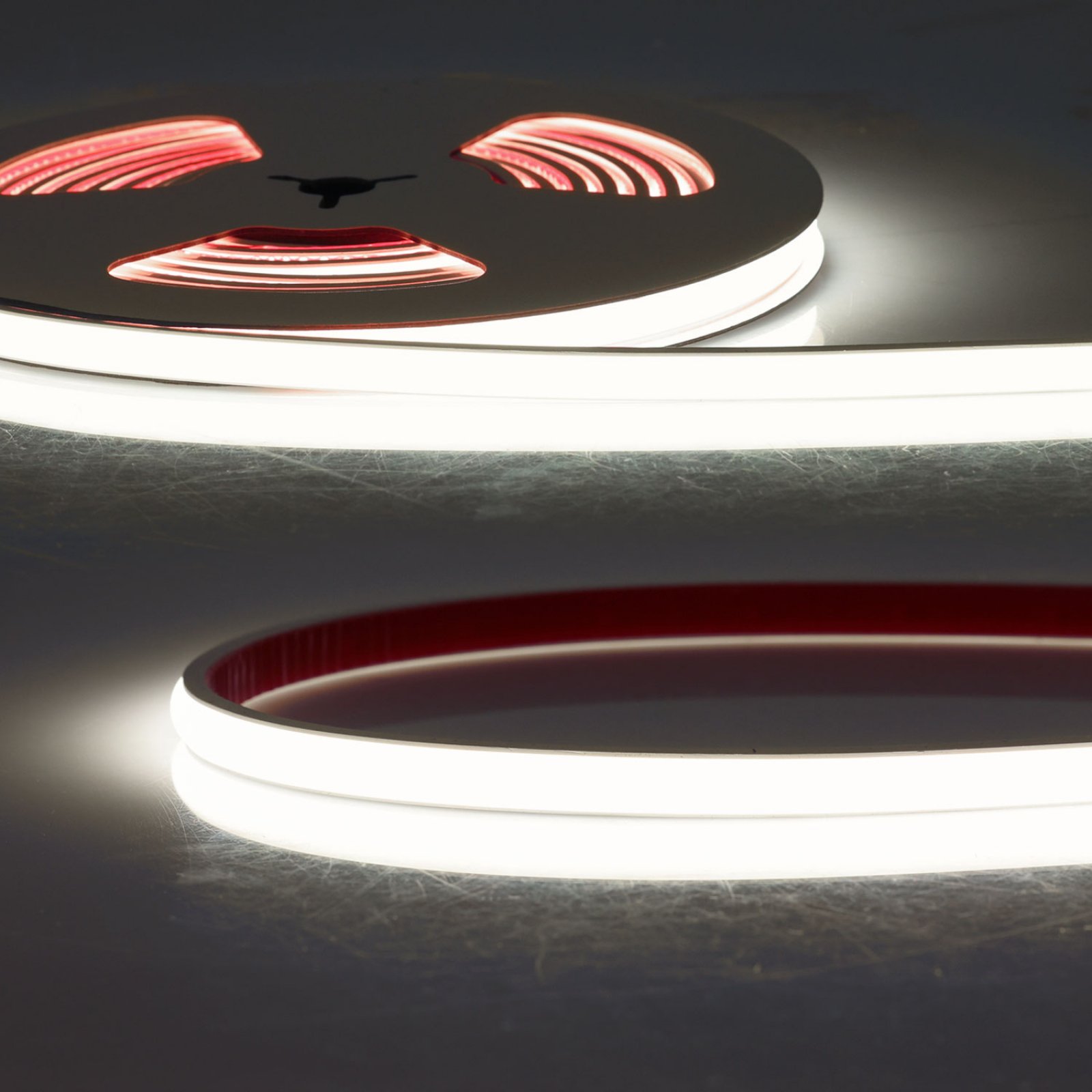 MiniAmp steckerfertiger LED Stripe Tube FC940 24V , 10W, IP66, 4000K neutralwei�, 5m, 240LED/m